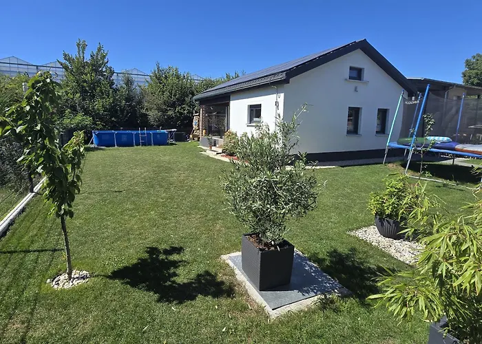 Haus Dresden, Pool, Garten, Terrasse, familienfreundlich