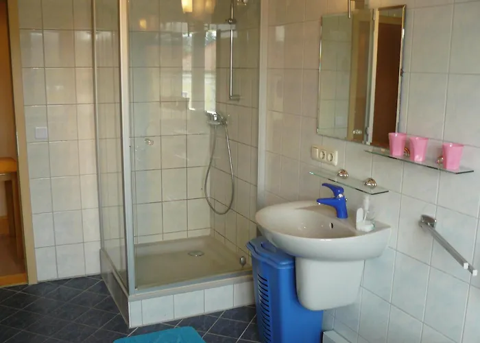 Apartment mit Balkon